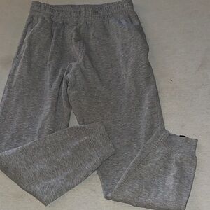 Kids Size 14/16 Nautica Gray Joggers.